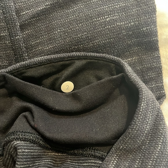 Lululemon crop leggings - Picture 5 of 5